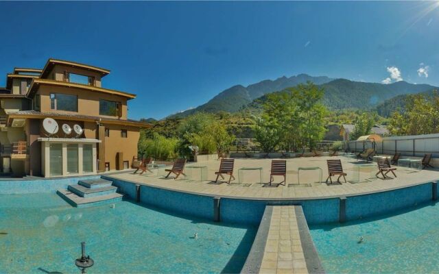 Eden Resorts and suits