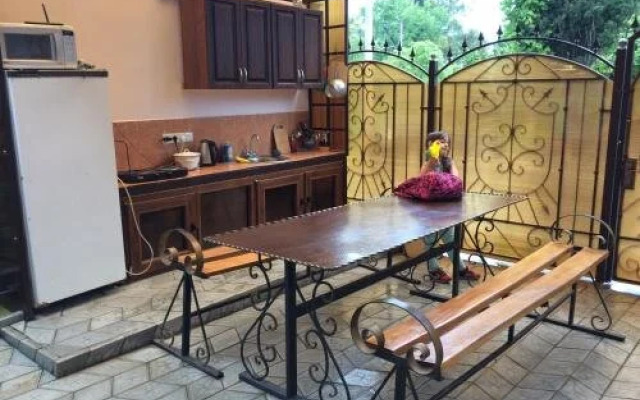 Milana Guest House