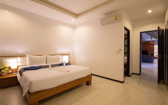 Nai Harn Pool Villa - Villa Berry
