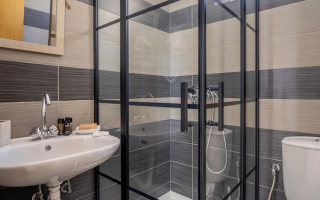 Alpha Urban Suites