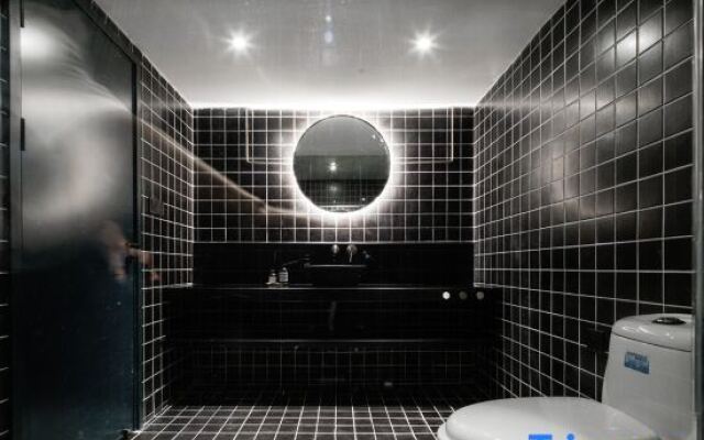 YEZE Hotel