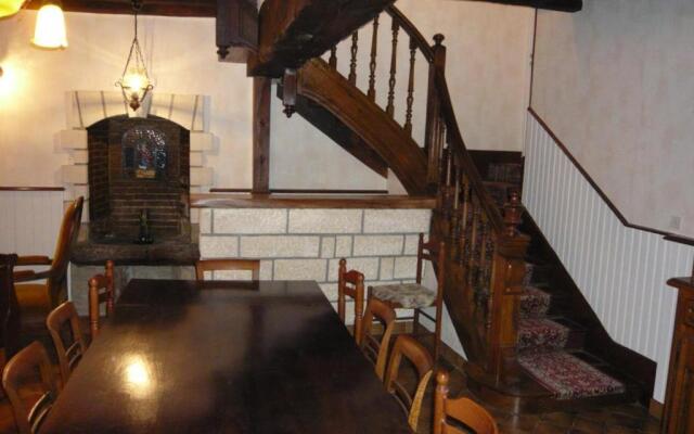 Gîte Saint-Pourçain-sur-Sioule, 5 pièces, 9 personnes - FR-1-489-60