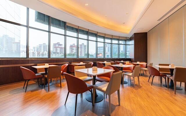 Holiday Inn Express Beijing Huacai by IHG