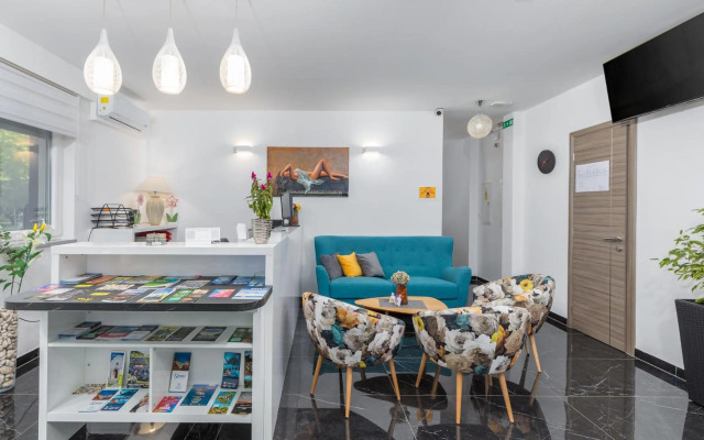 Marine Lux apartments