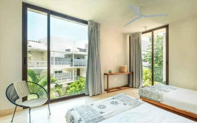 304 Contemporary Designer 3br Condo by StayPodio