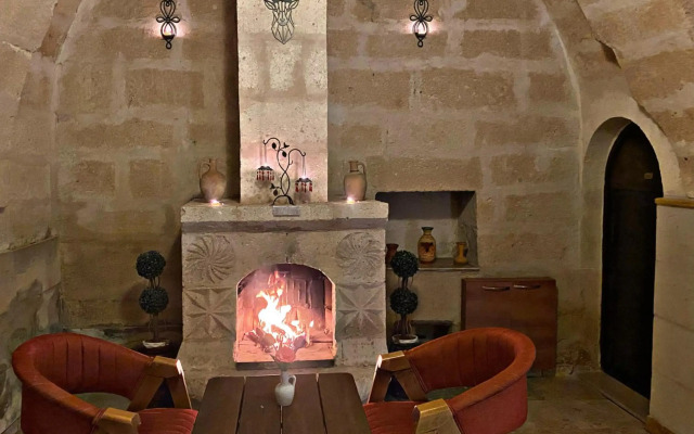 Rose Valley Hotel