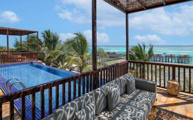 Le Mersenne Zanzibar, Autograph Collection