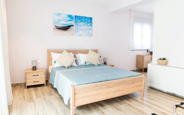 beach deluxe house