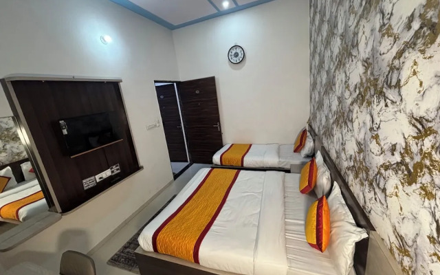 Hotel Hanuman Palace