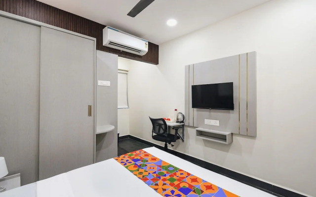 Fabhotel Yendluri'S Abode