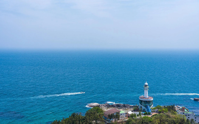 Sokcho I Park Suite Hotel and Resort