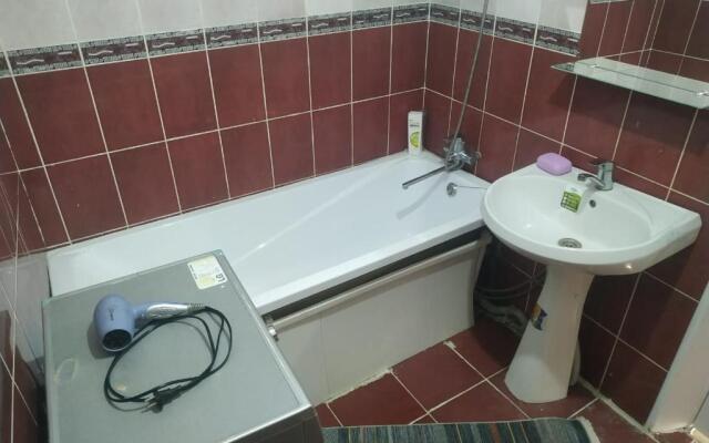 Avtovokzal 3 Room apt