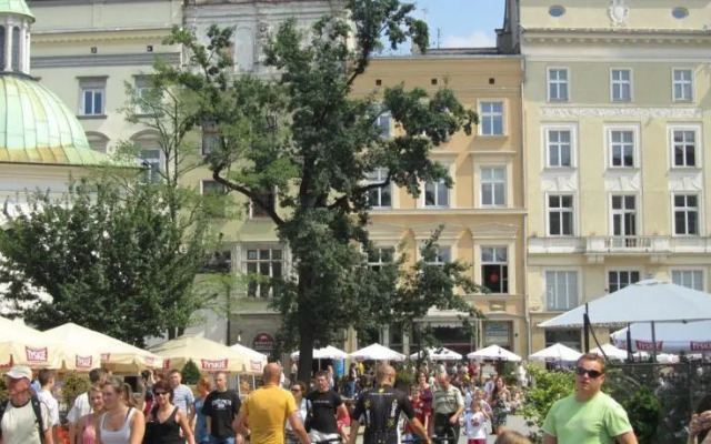 Main Market Square Apartments