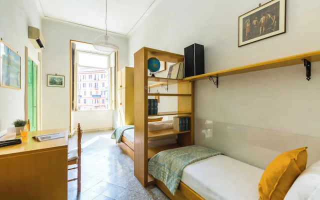 Rettifilo Family Apartment