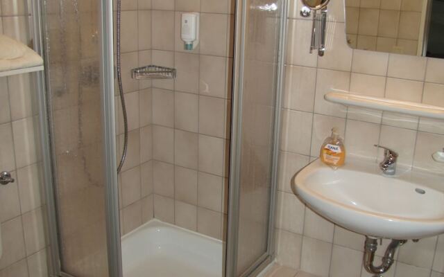 Hotel Pension zur Rose