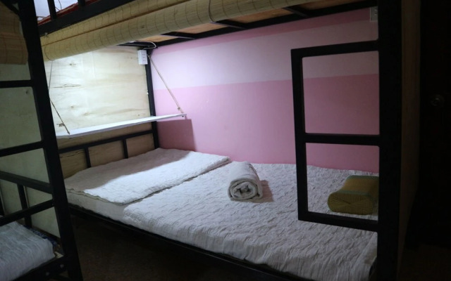Dreambox Oxeraak Tan Binh - Hostel