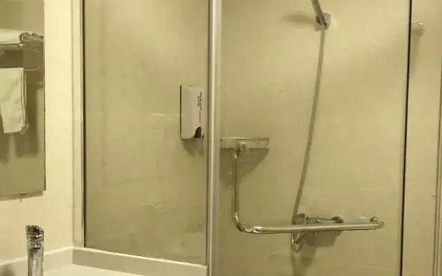 Yin Si Dun Business Hotel