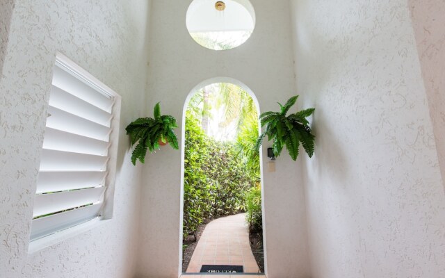Casa Breeze - Luxury Holiday House