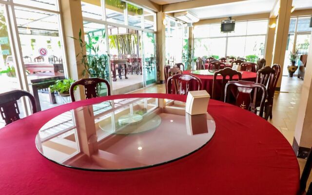 NIDA Rooms Central Rop Wiang 746 Plaza