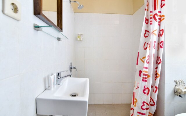 RedDoorz near Pantai Sanur Bali