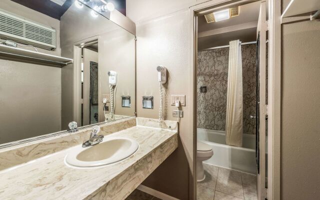 Americas Best Value Inn Franklin