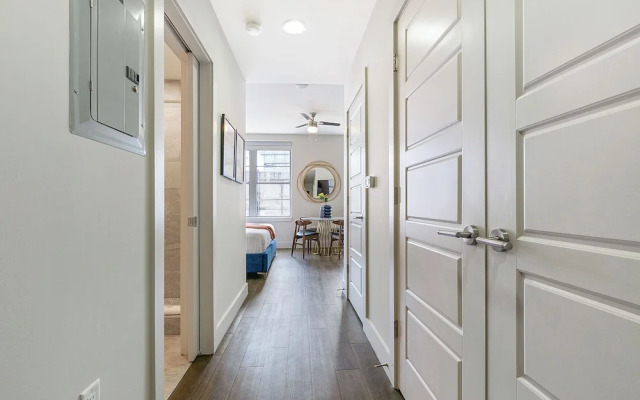 Charming Studio Near French Quarter