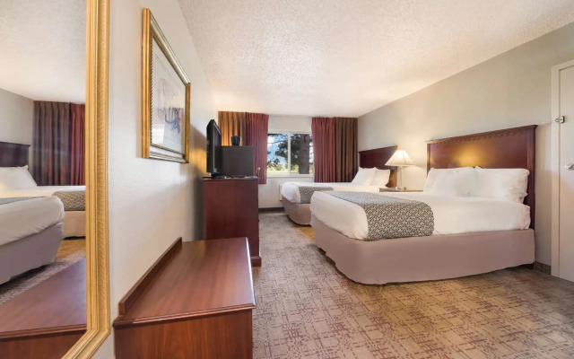 SureStay Hotel by Best Western Thomson