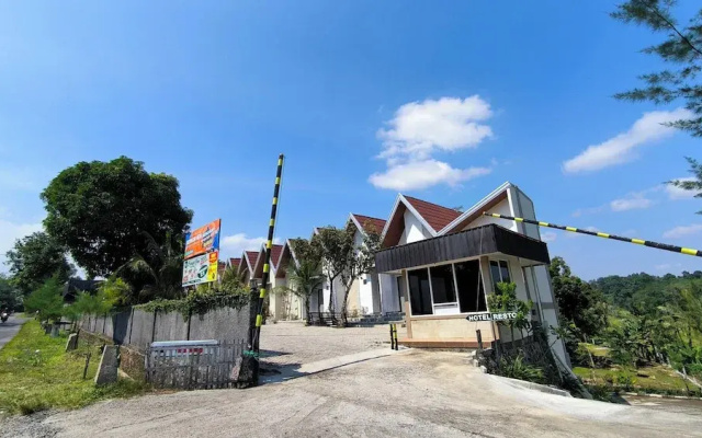 Beringin View Hotel & Resort