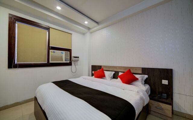 OYO 22527 Supreme Residency