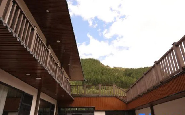 Wutai Mountain Painting Mountain Cloud House B&B