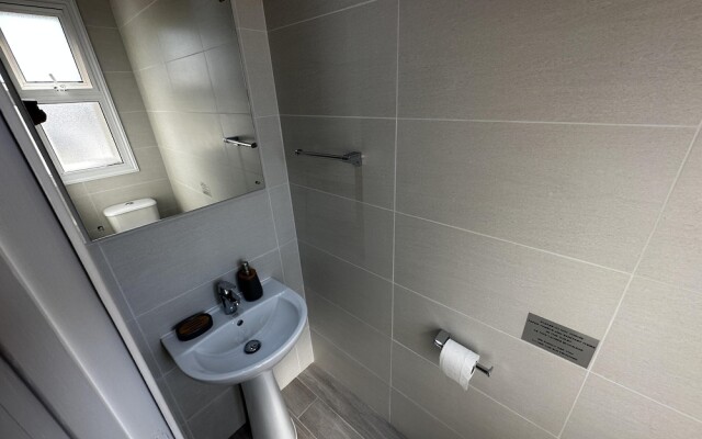 Paradeisos is a Stunning 2-bed House in Polis