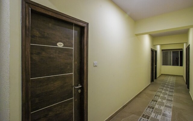 Capital O 23481 Rmv Savera Hotels