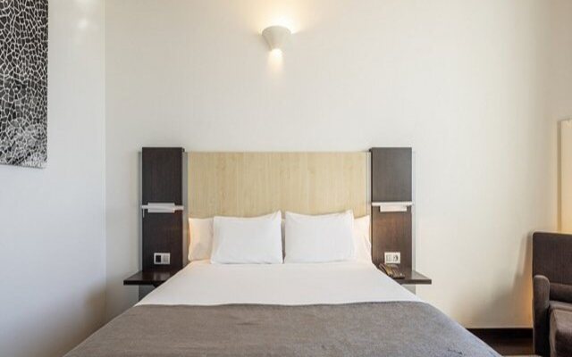 Hotel Ilunion Aqua 4