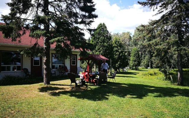 Auberge La Coudriere-Cool Hotel