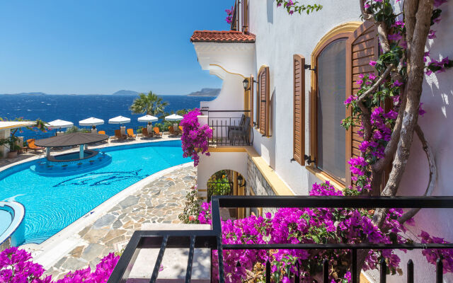 Hadrian Hotel
