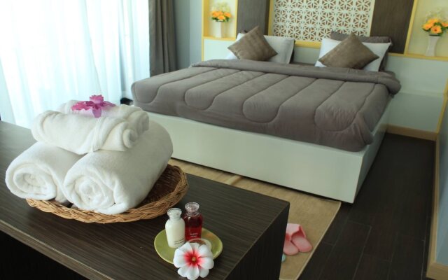 Saranya River House