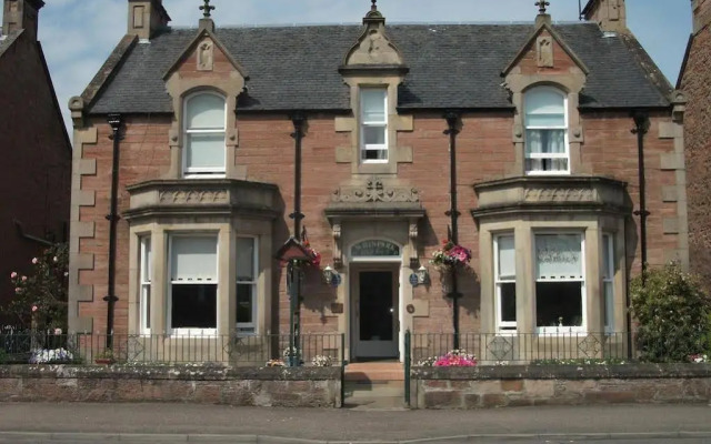 Whin Park Guest House