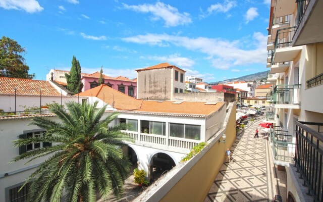 Feels Like Home Funchal Spacious Apartment with Balcony