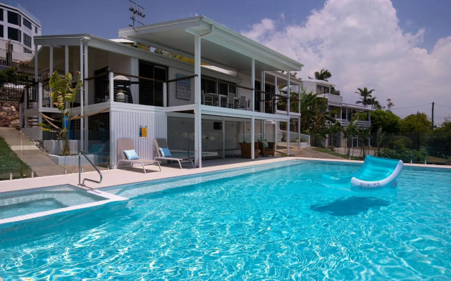 The Pool House Coolum Beach