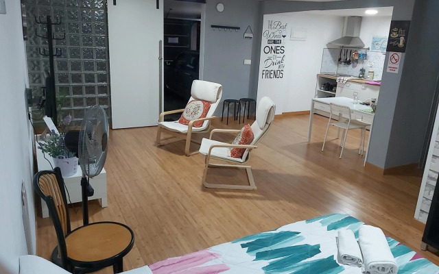 Loft Santa Cruz, Acoran