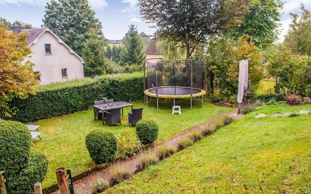 Tranquil Holiday Home With Private Garden
