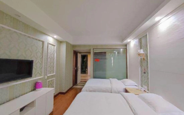 Weini Hostel