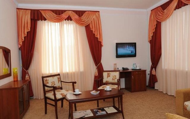 Stary Dvor Hotel
