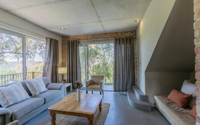 Surfari Accommodation and Venue