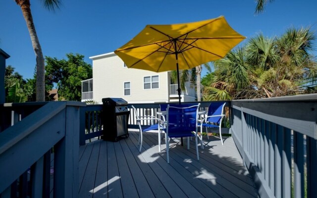 1 Step Closer 2 Bedroom Villa by RedAwning