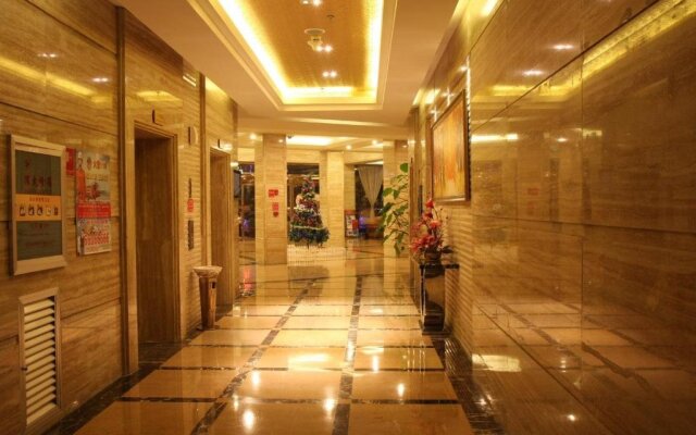 Red River Hotel