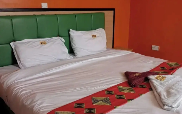 Lux Suites Boffar Cabins Naivasha