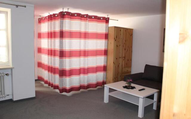 ZV-Scholtz Burghausen Stadtplatz 95