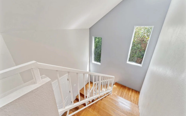 NEW - 1 Location-family-5br-yard-gym-parking