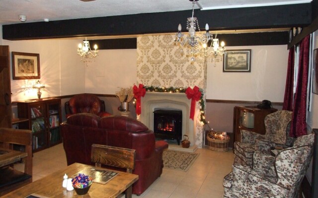 The Red Lion Country Inn